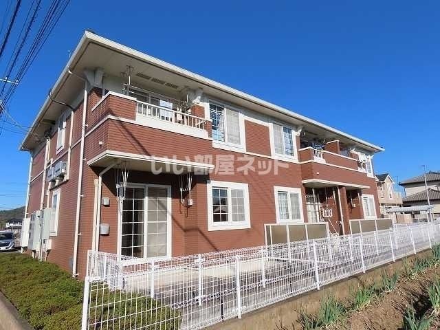 アルシオネ・クレメントの外観画像