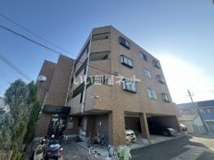 シャトゥ ドゥ ファミの外観画像
