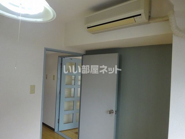 ベッドルーム