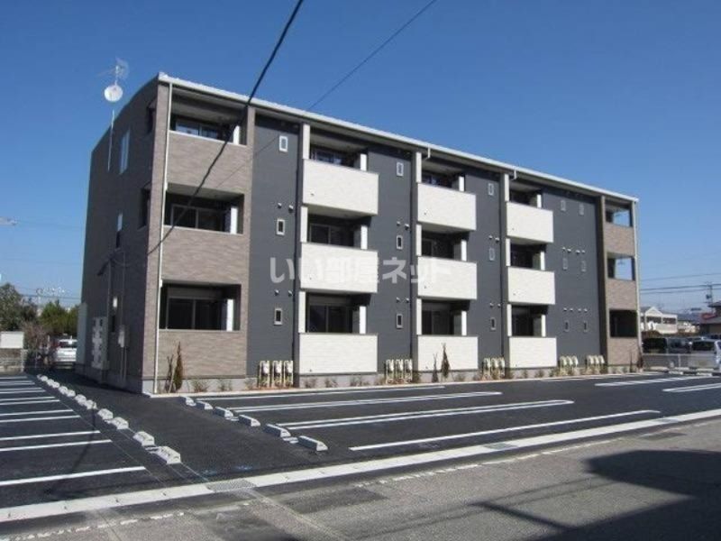 クイーンズの外観画像