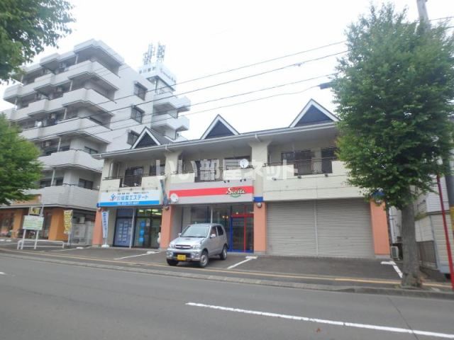 タウンコート泉崎の外観画像
