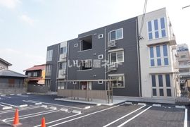 アンダー フォレストの外観画像