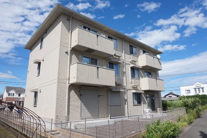 ロイヤルガーデン ルピナス館 Eの外観画像