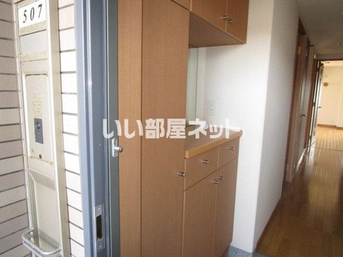 玄関