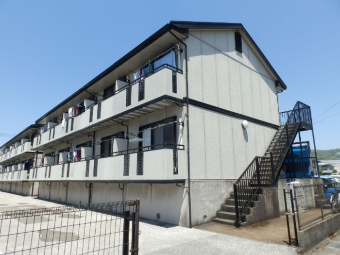 kanada B棟の外観画像