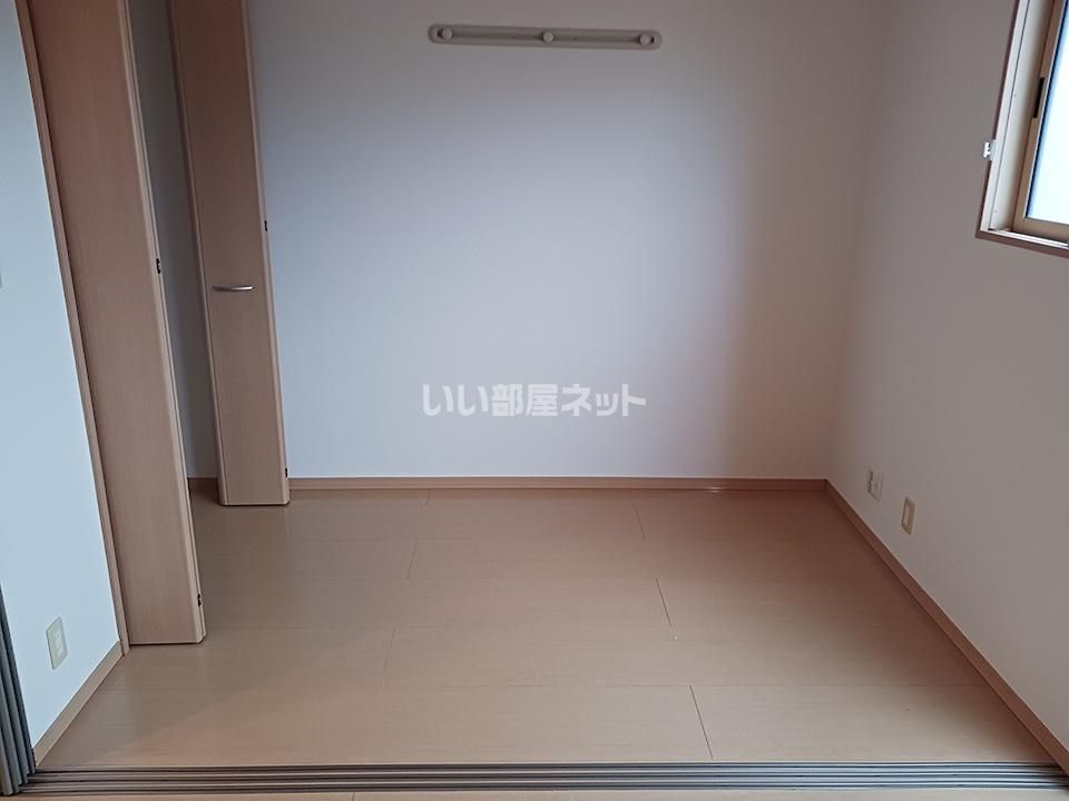 ベッドルーム