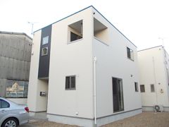 フィットセル野一色 A棟の外観画像