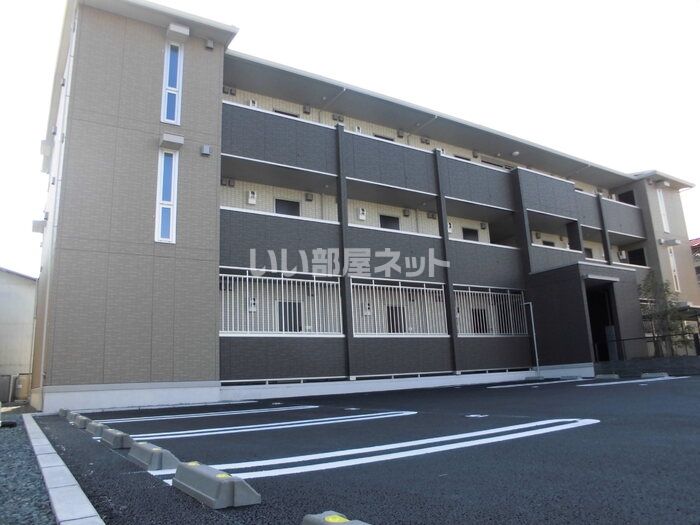 ハイツ西花輪の外観画像