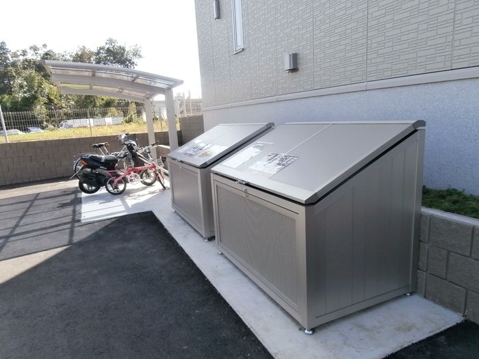 その他