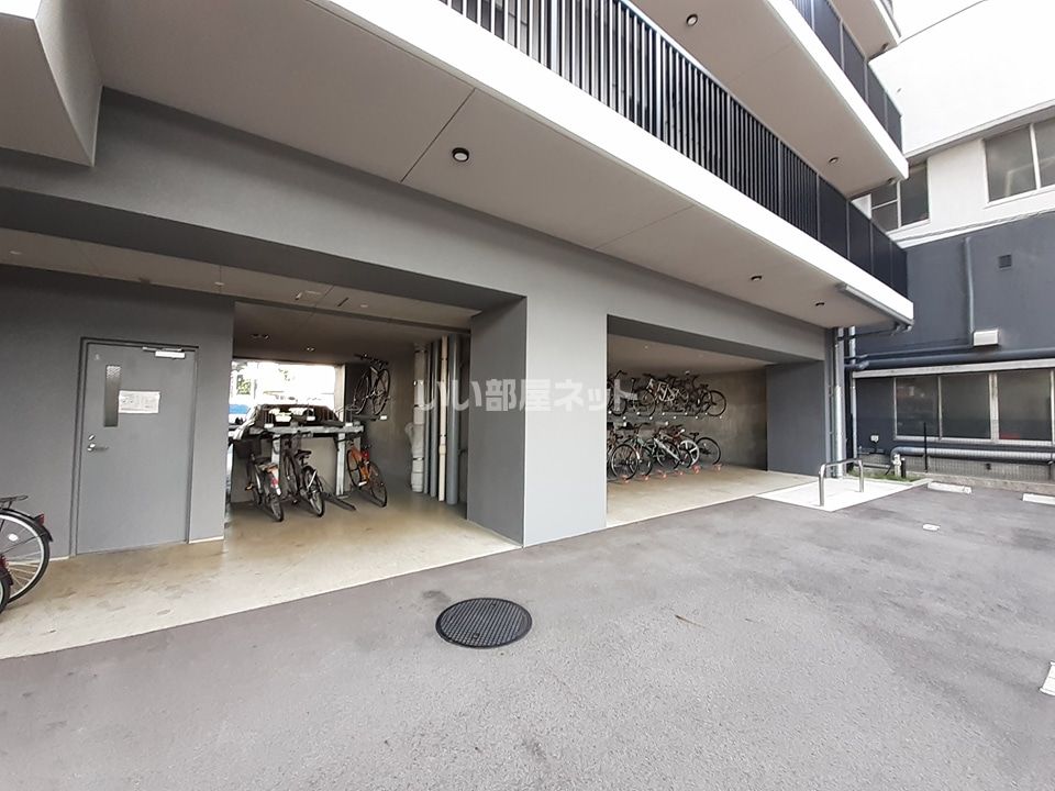 近くに施設あり