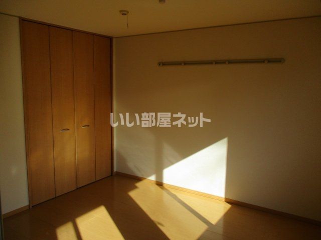 ベッドルーム