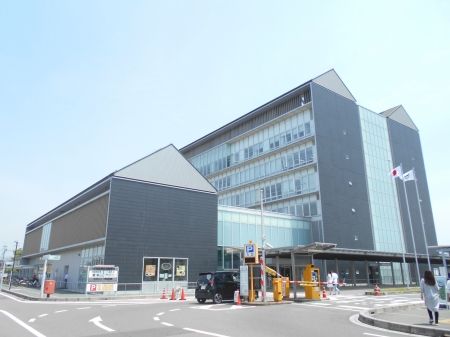 近くに施設あり