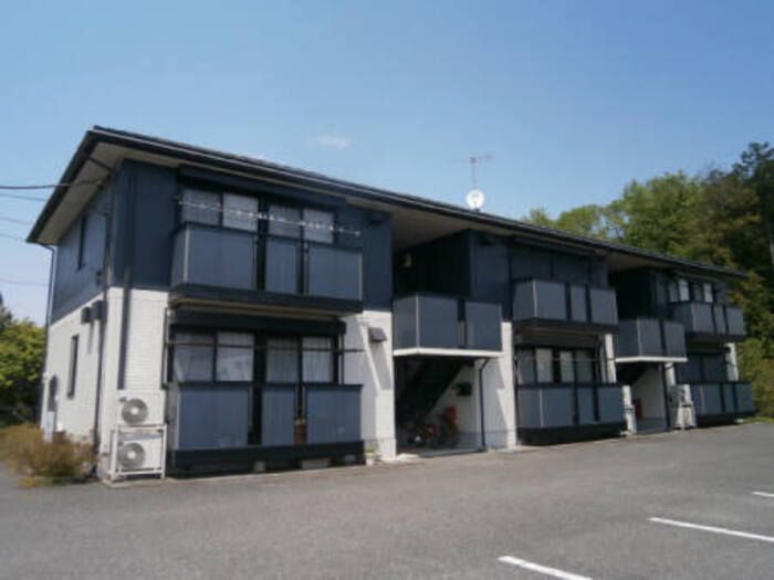 下野大沢駅より徒歩10分 築25年10ヶ月 2階建の賃貸物件