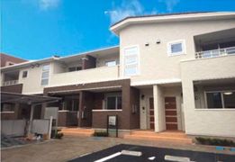 ユースティティアの外観画像