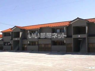 新世紀ハイツA棟の外観画像