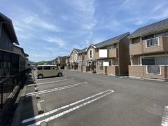 ヴィラ フォーレスト Bの外観画像