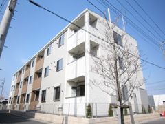 イセソラージュBの外観画像
