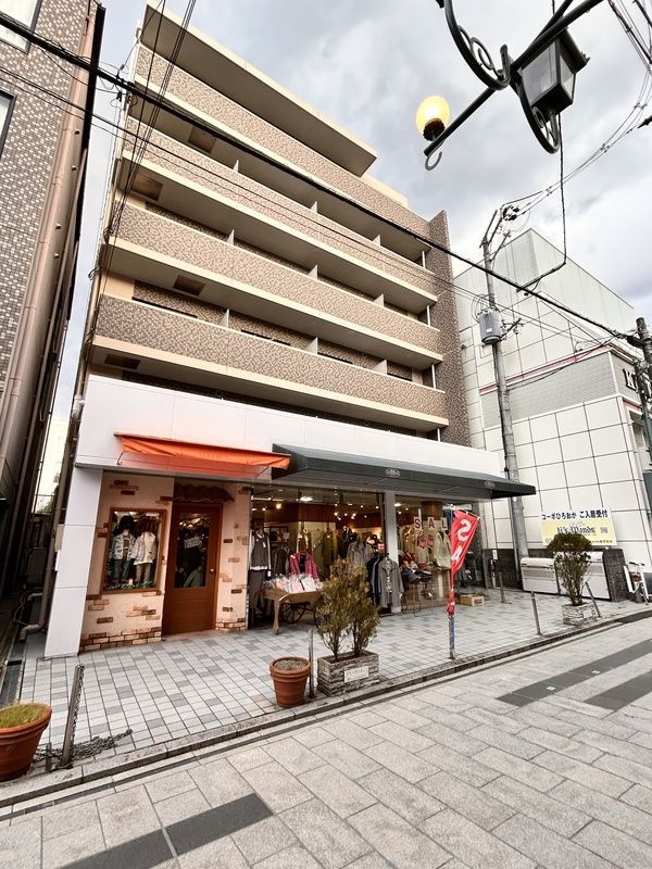 近くに施設あり