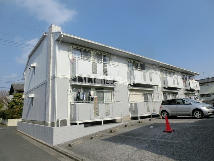 ファーストヴューラ 八番館の外観画像