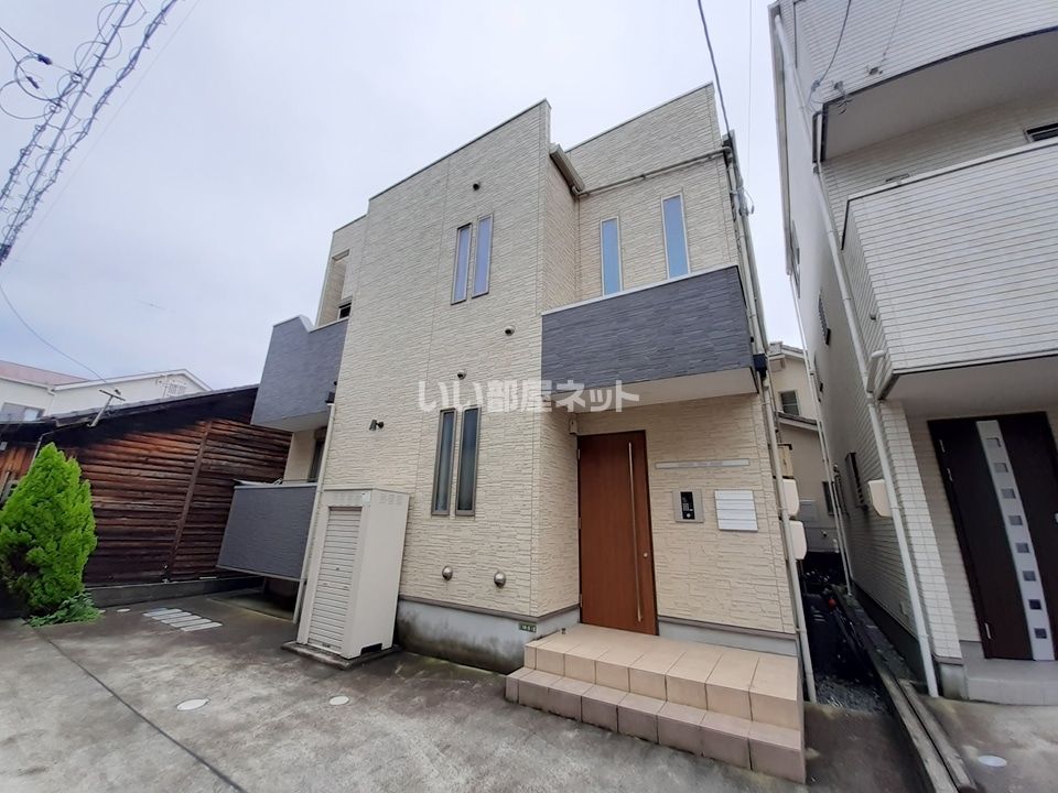 Grandtic Glory Aosaki (仮青崎Ⅲ)の外観画像