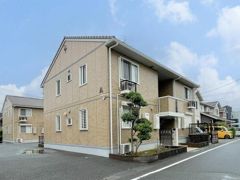 ロイヤルガーデン吉川 A/B/C/D/Eの外観画像