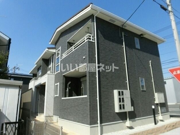 フラット イーストの外観画像