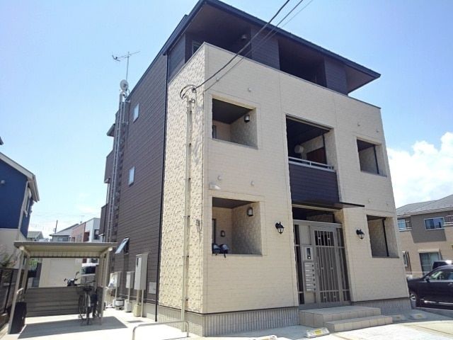 オマージュの外観画像