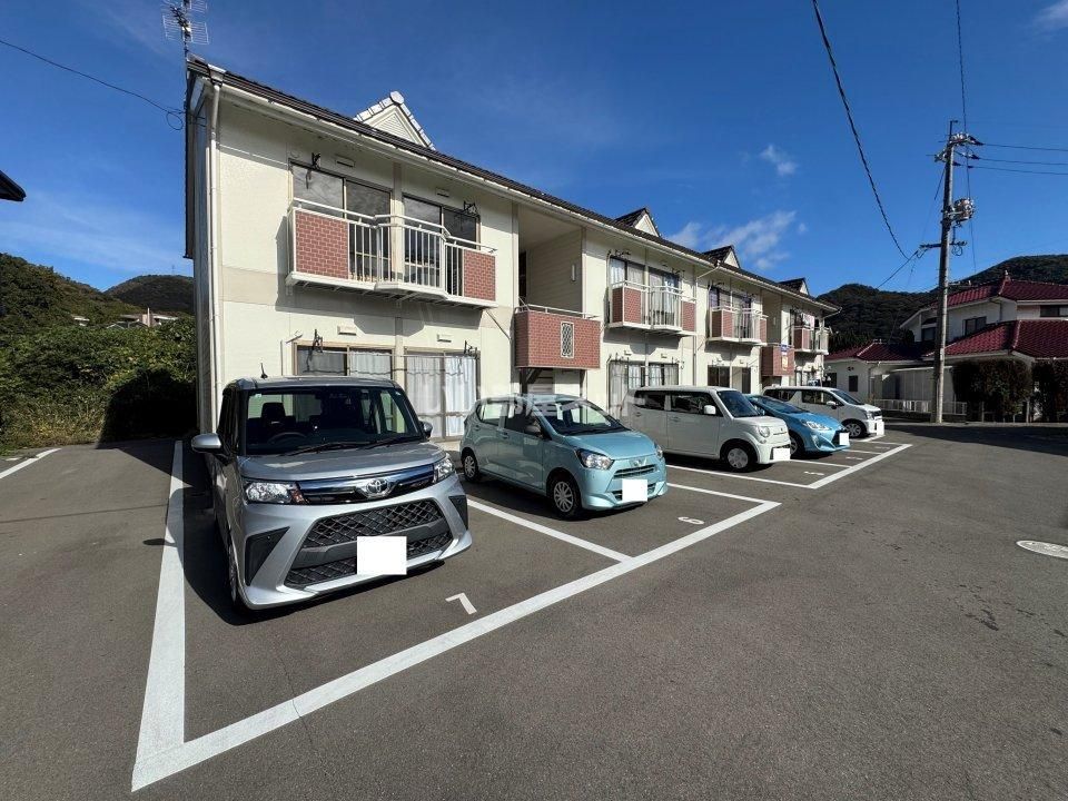 コーポ赤坂の外観画像