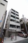シャトーアルモニ鹿大前の外観