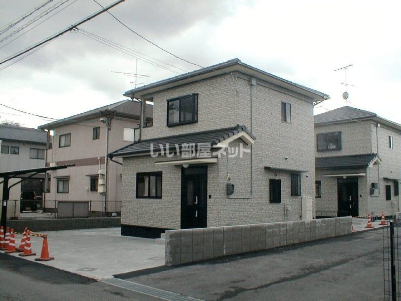 三吉ハイツの外観画像