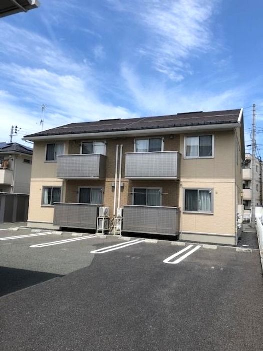 マ・シェリ ブラン Bの外観画像