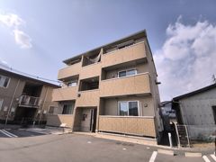 クローバーM D棟の外観画像