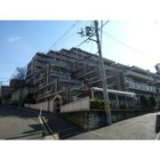ライオンズマンション富雄の外観画像