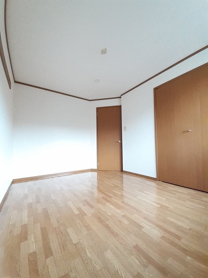 ベッドルーム
