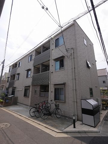 ラ・ヴィータ下馬の外観画像