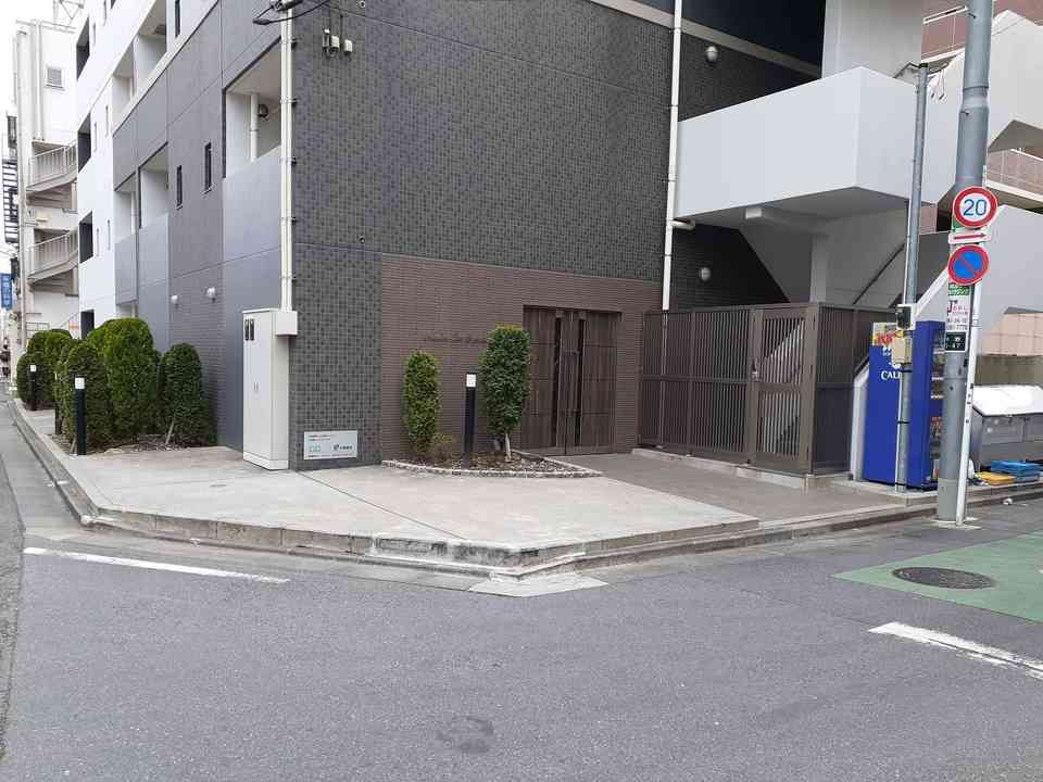 エントランス