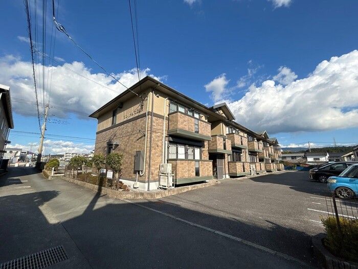 サンハイムカワムラの外観画像