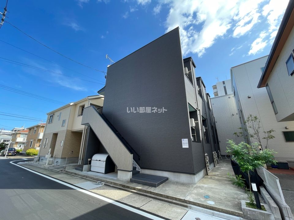 グランシャリオの外観画像