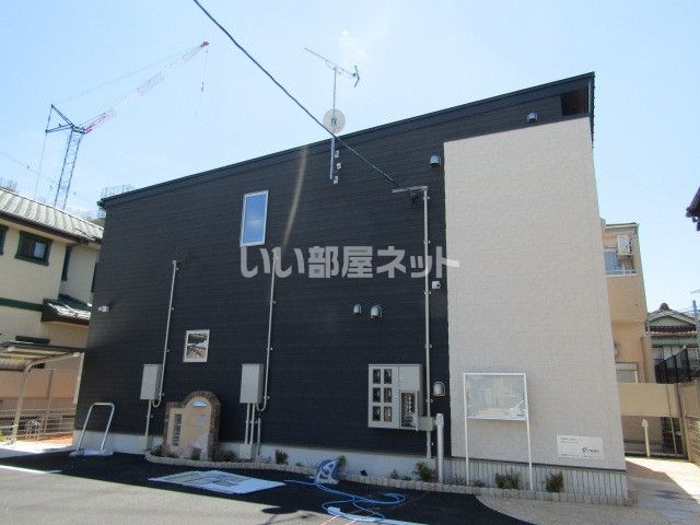 マリア ヴェルデの外観画像