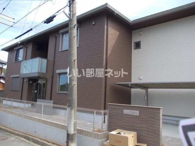 シャーメゾンしきさいⅡの外観画像