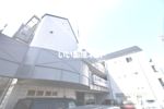 シティーフラット服部の外観