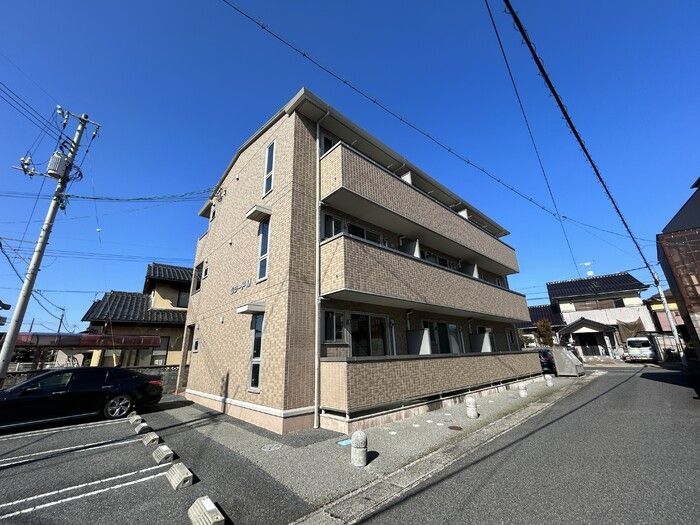 ルシードMの外観画像