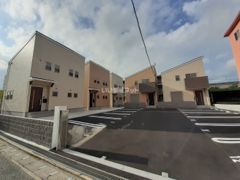 カーサクレストの外観画像