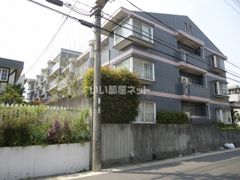 シャトーエミールの外観画像