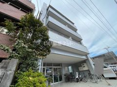 クラウンプラザの外観画像