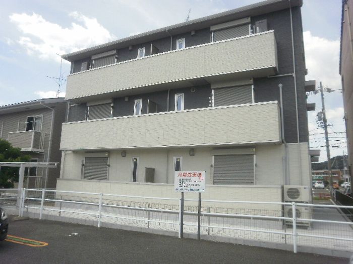 カトル セゾンIIIの外観画像