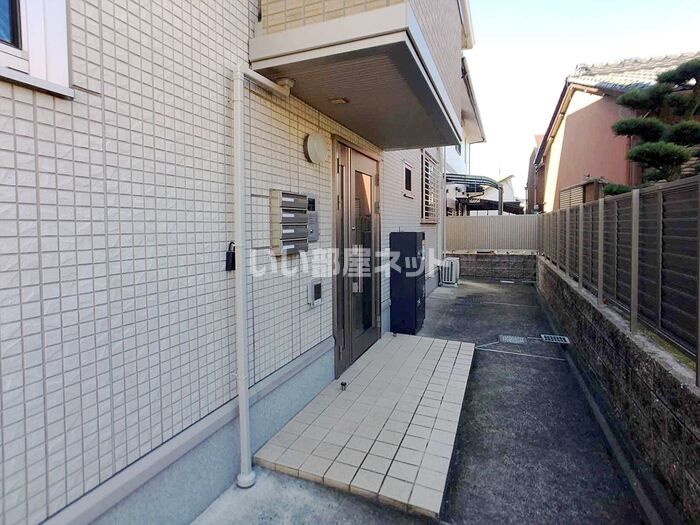 近くに施設あり