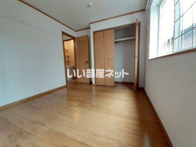 ベッドルーム