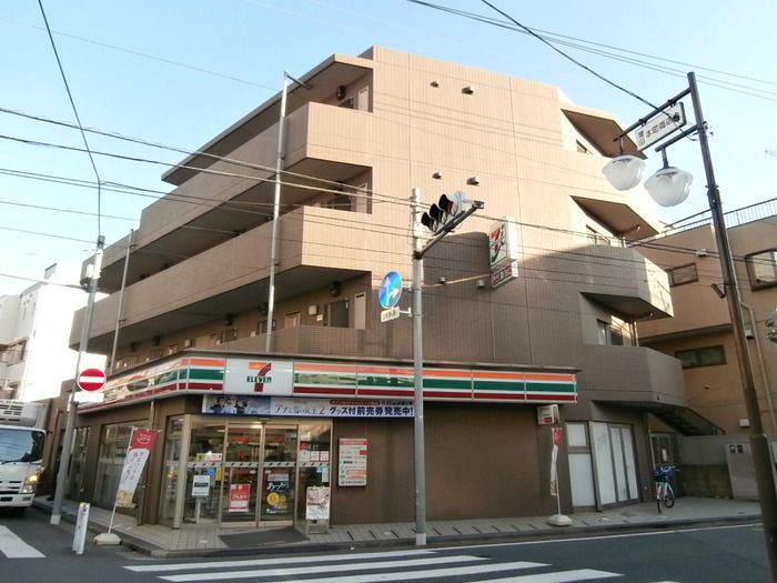 パイン グロリアの外観画像