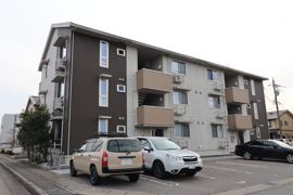 ラパンウエストの外観画像